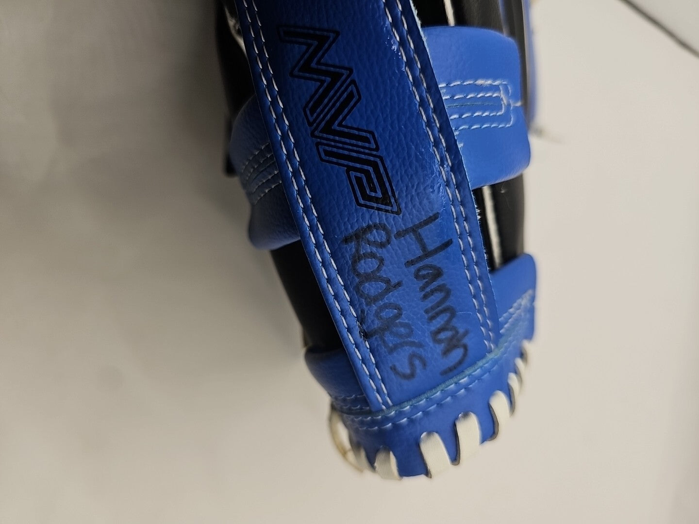 product photo (Image 6) — Preowned