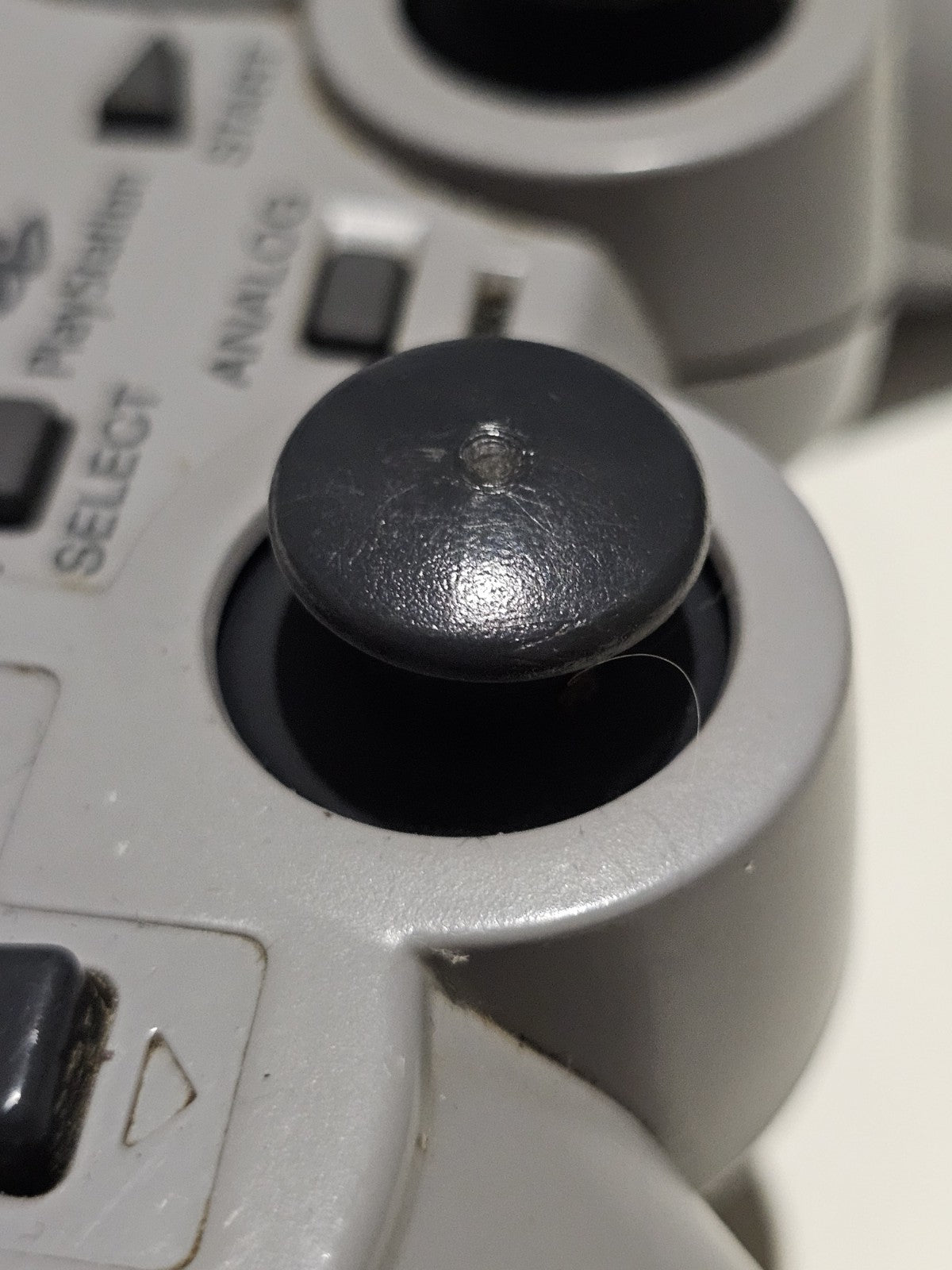 controller front (Image 12) — Preowned