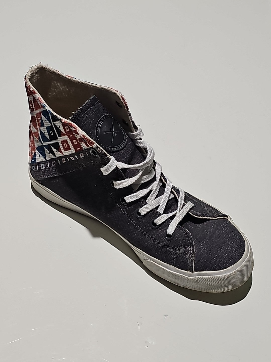 cap/hat front (Image 2) — Preowned