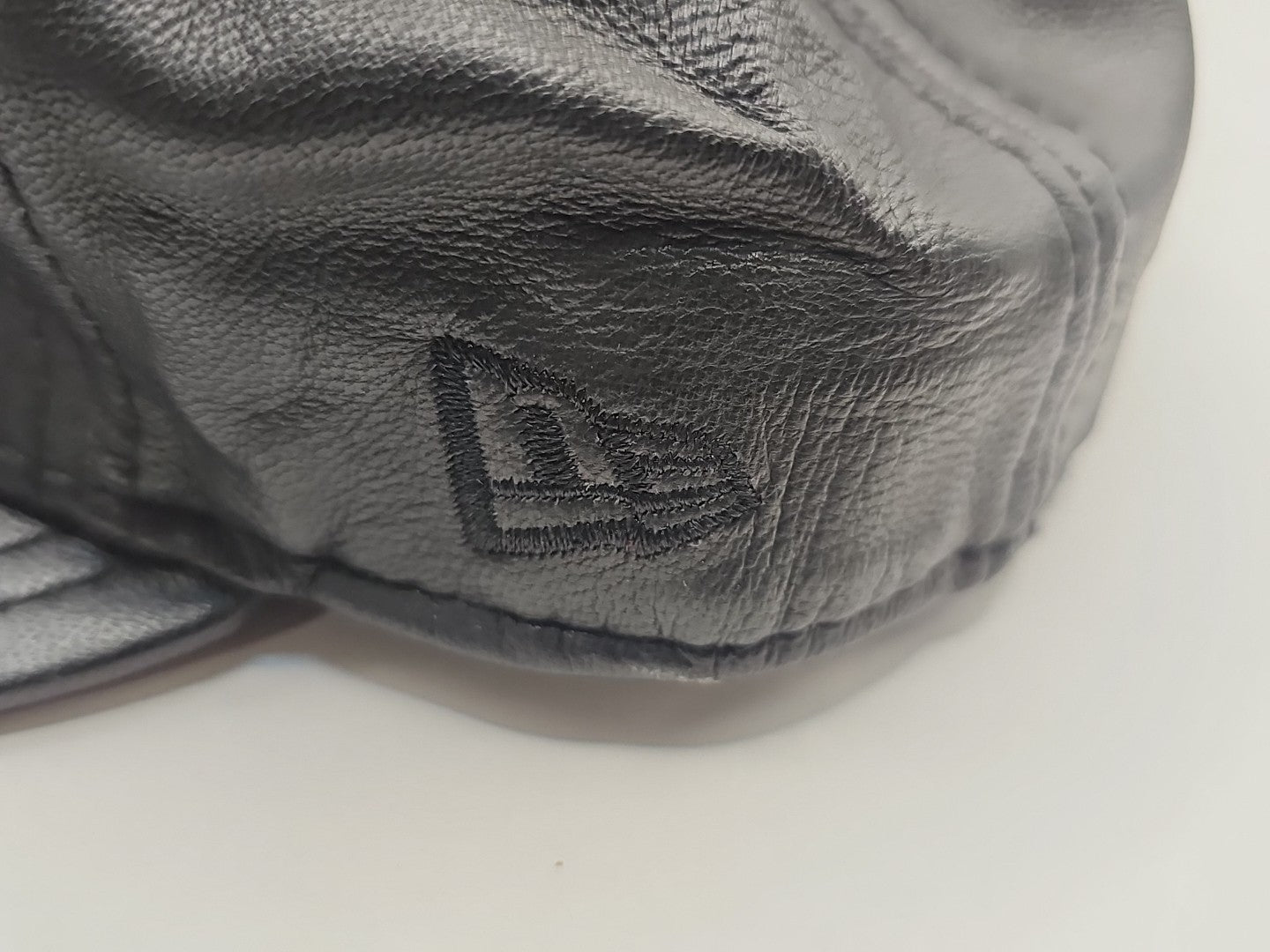 cap/hat front (Image 6) — Preowned