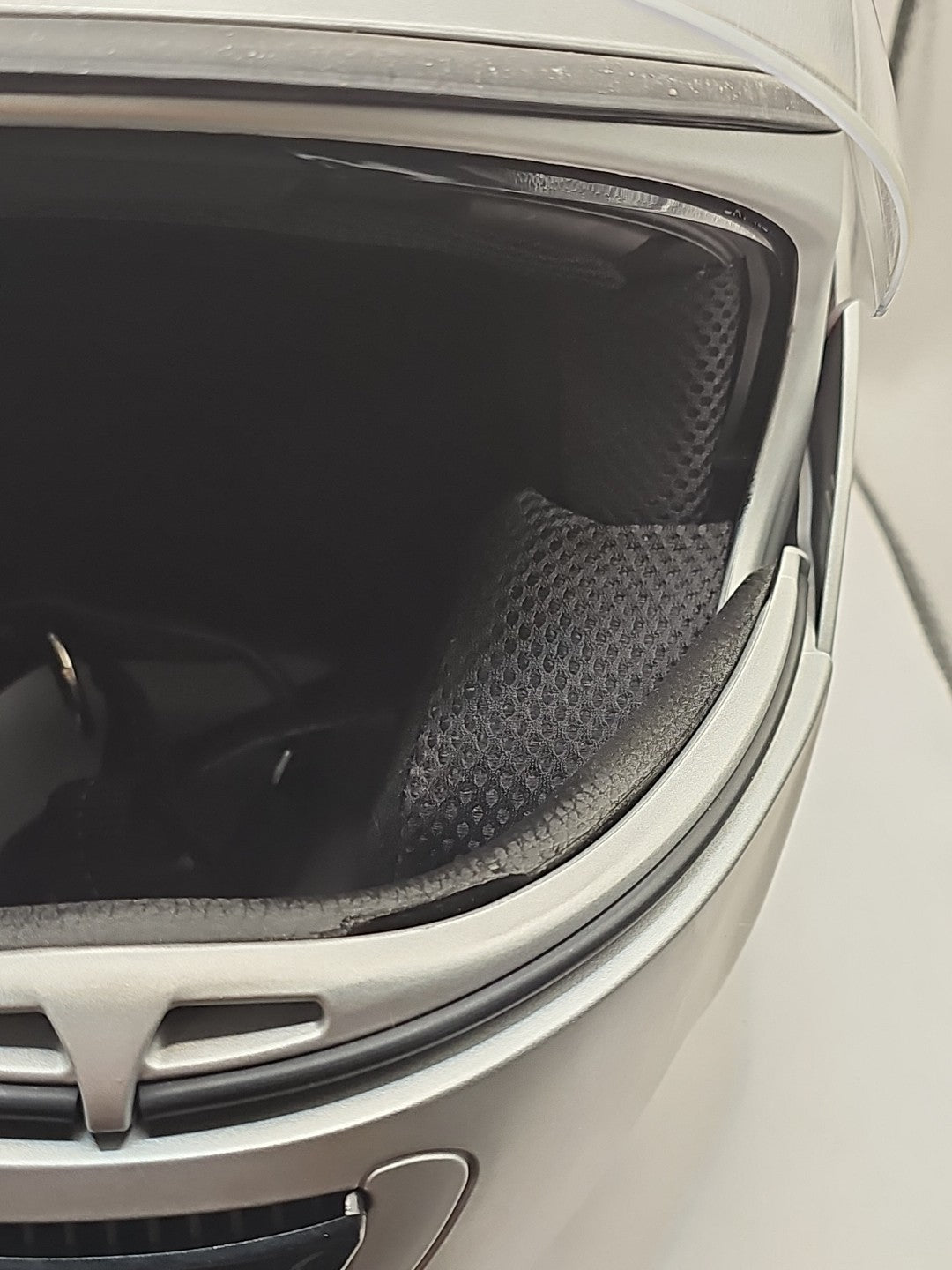 cap/hat front (Image 4) — Preowned