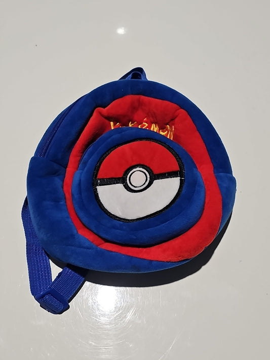 Pokemon Kids Red/White Pokeball Plush Backpack plush front (Image 1) — Second-Hand