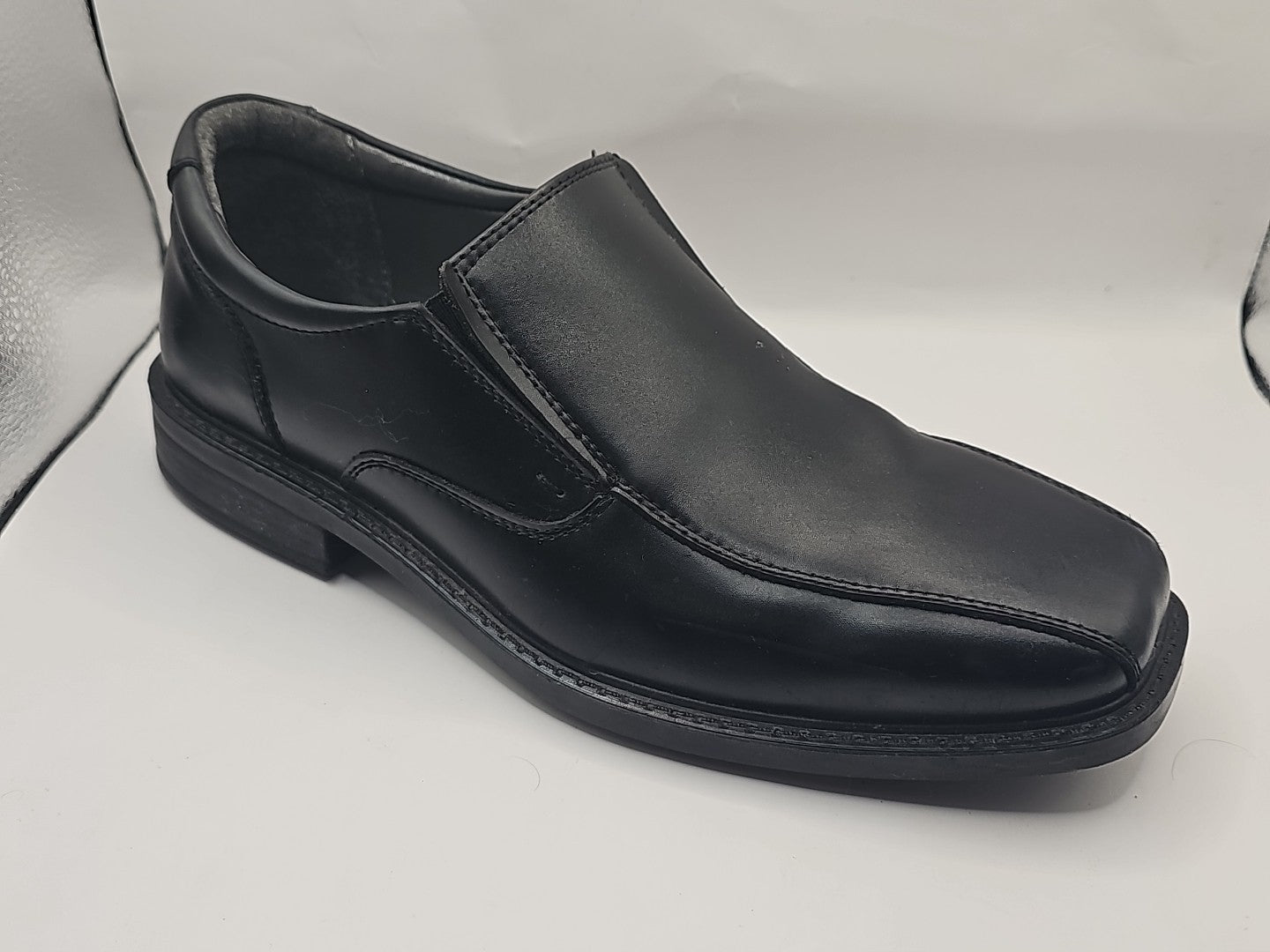 cap/hat front (Image 9) — Preowned