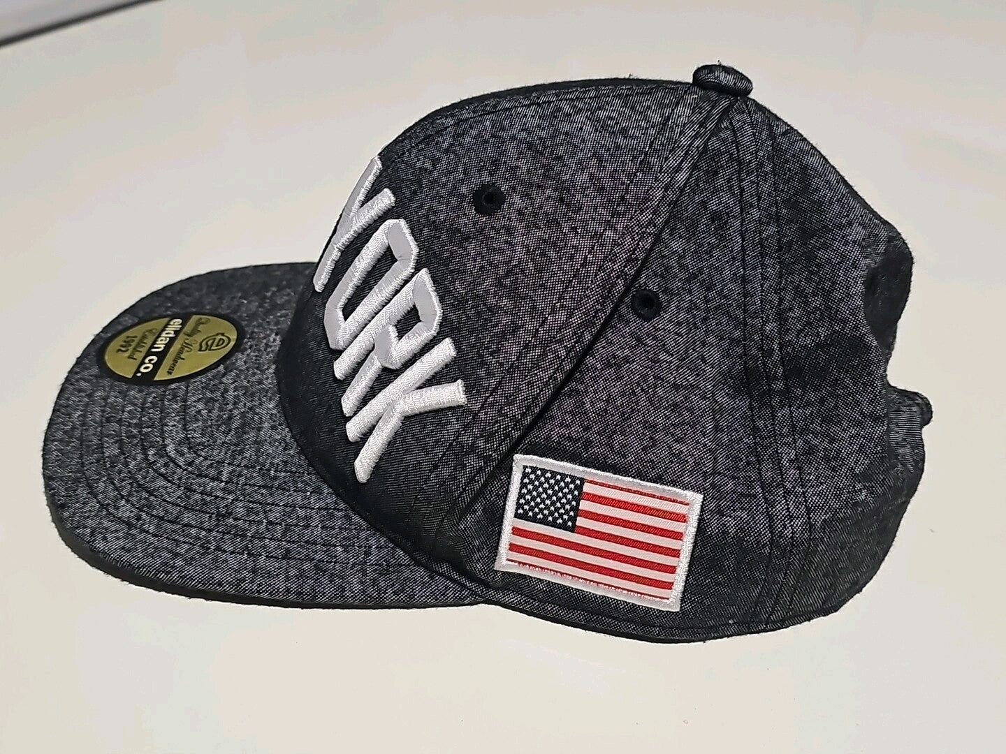 cap/hat front (Image 4) — Preowned