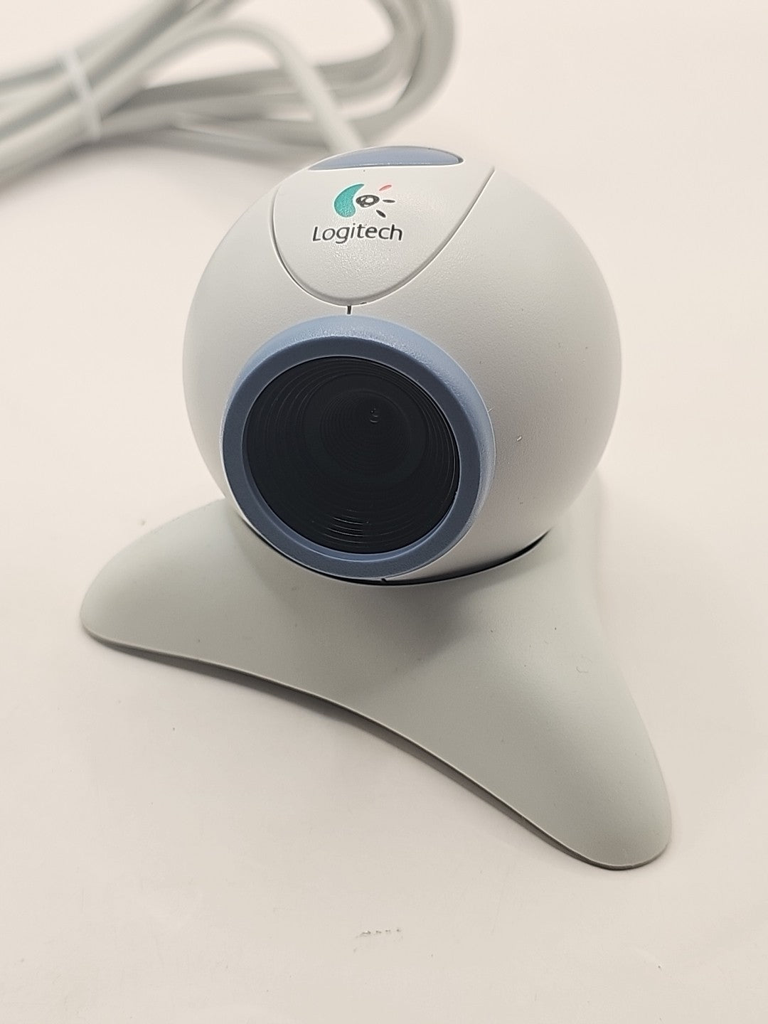 device front (Image 2) — Preowned