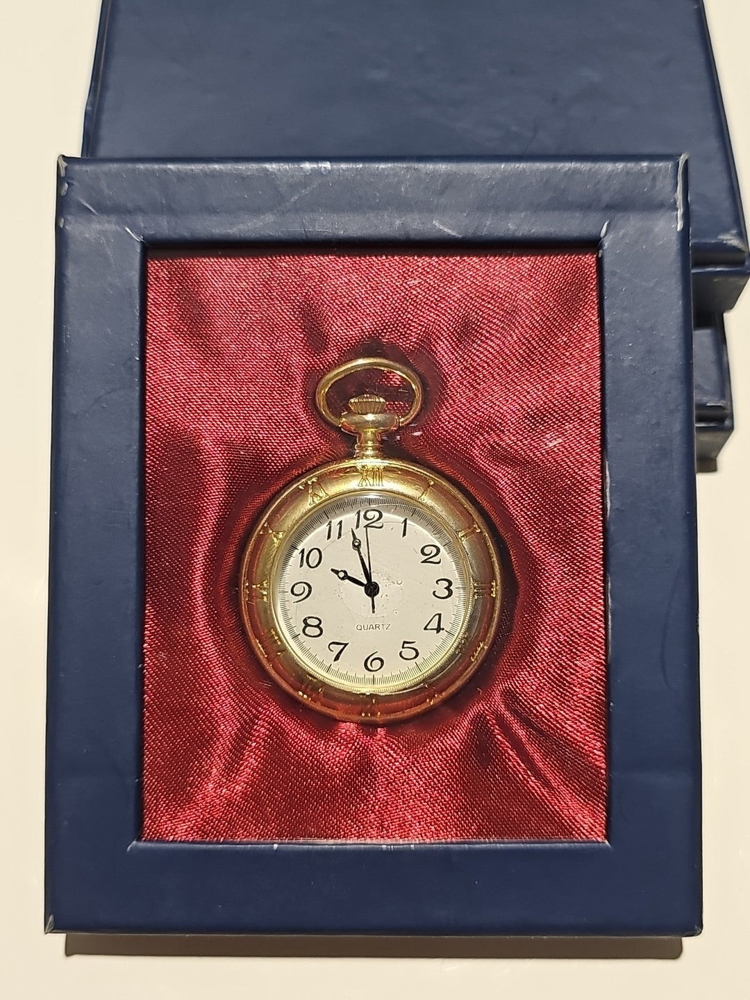 Hachette & Atlas Pocket Watch Part Of Large Collection Individual Sale. cap/hat front (Image 1) — Second-Hand