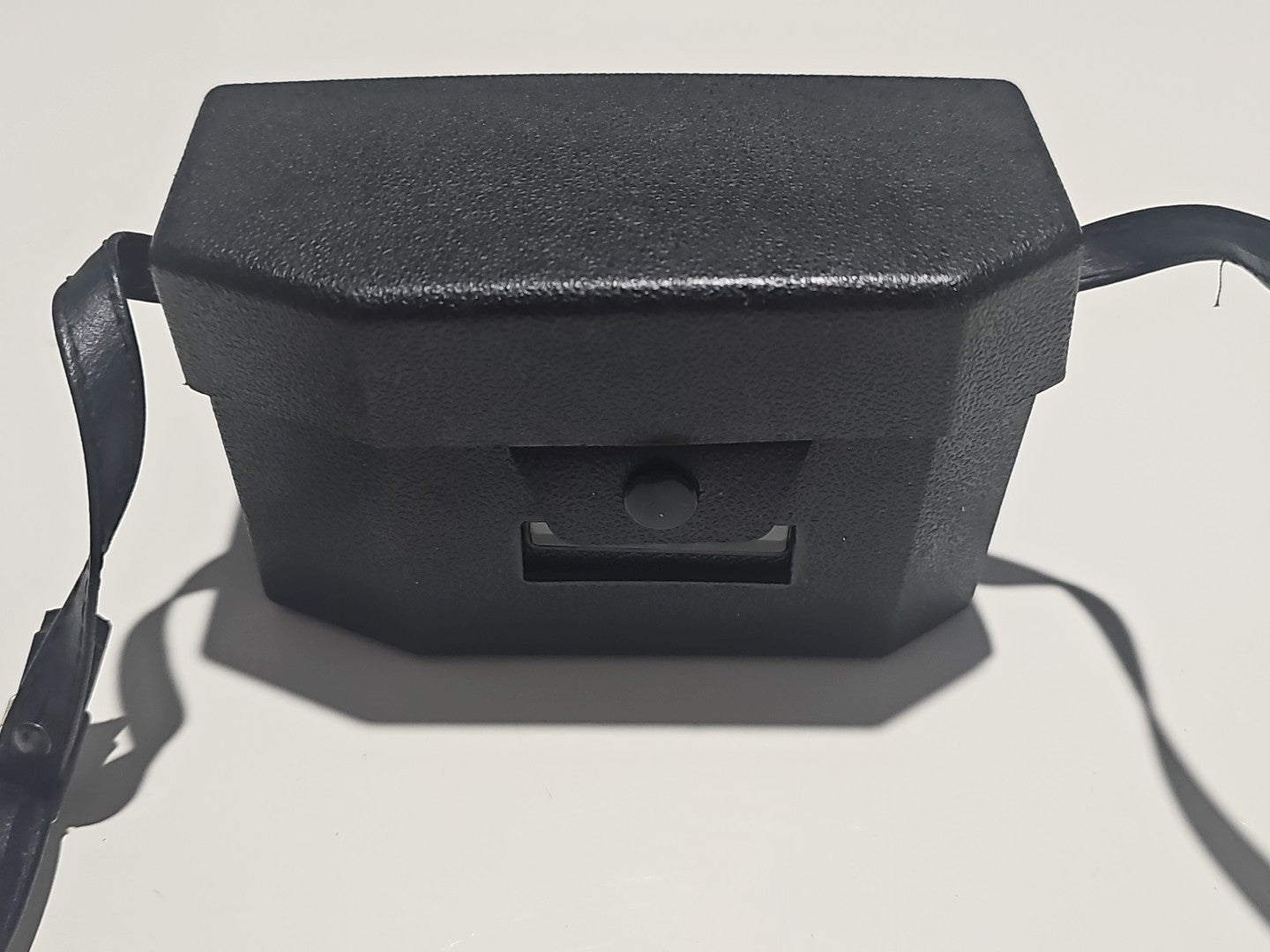 device front (Image 10) — Preowned