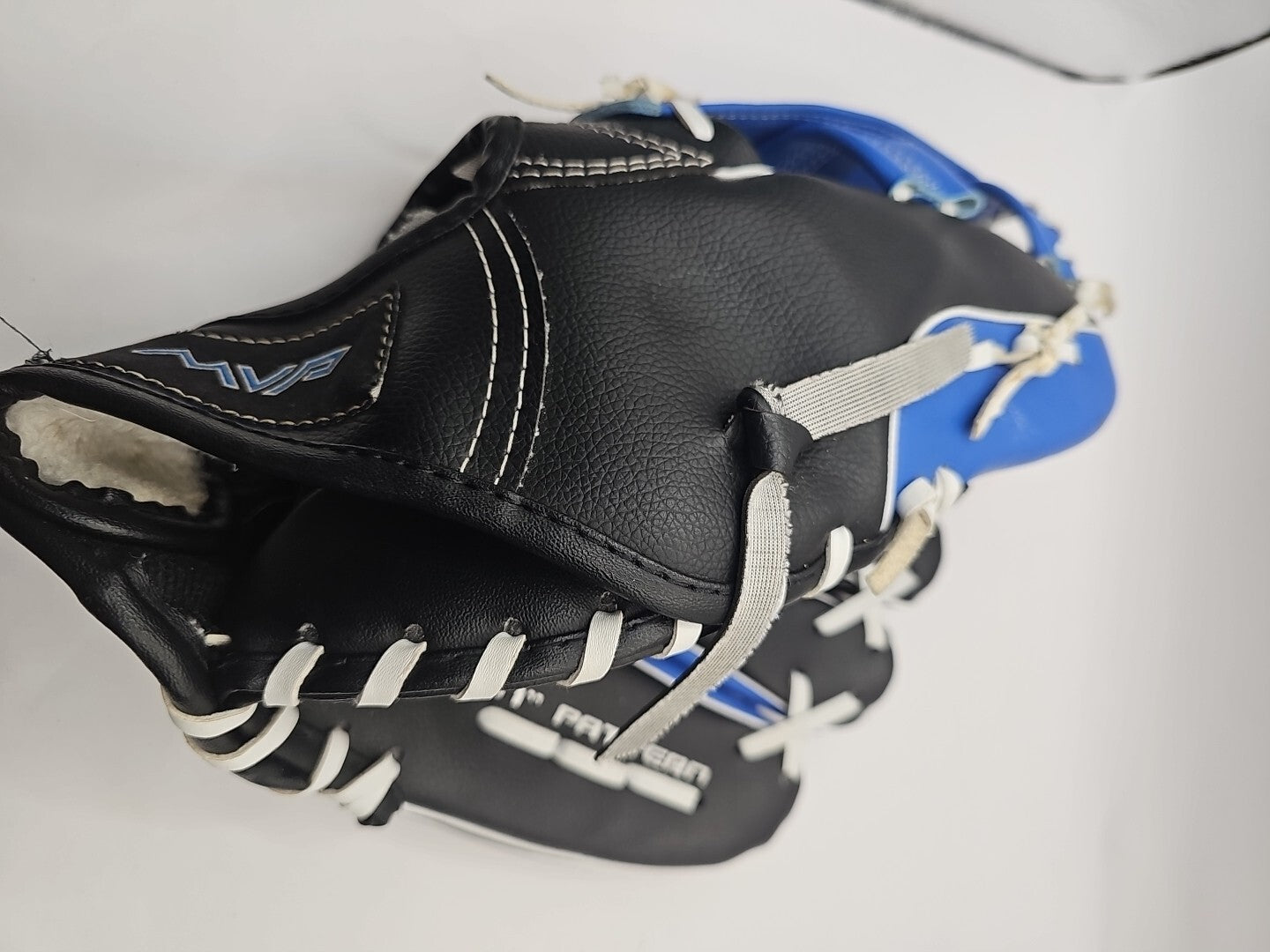 product photo (Image 4) — Preowned