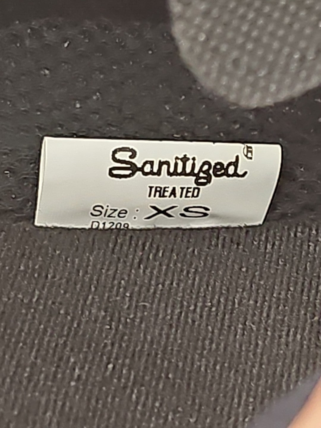 cap/hat front (Image 11) — Preowned