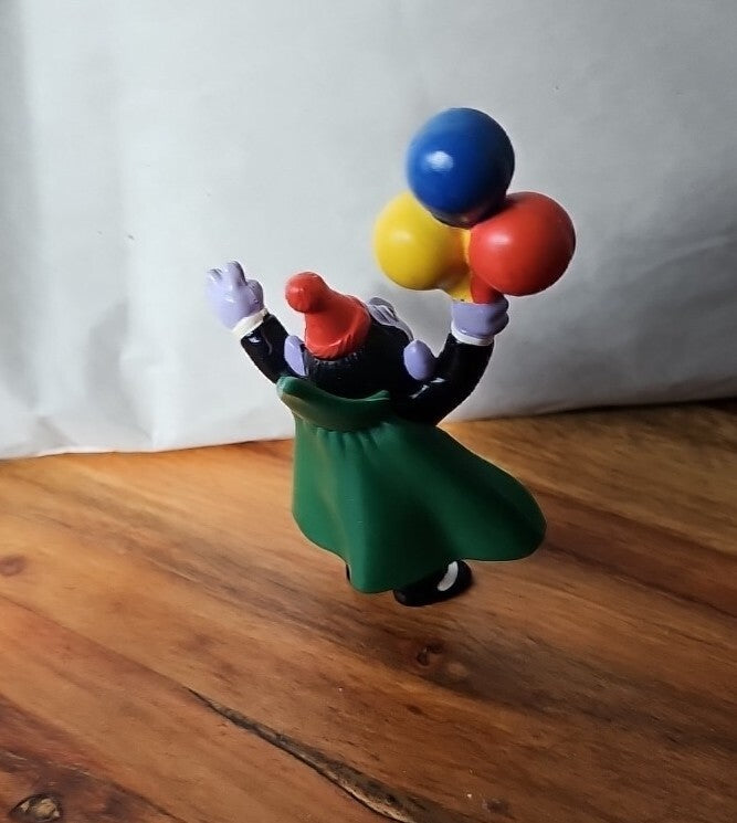 figure front (Image 3) — Preowned