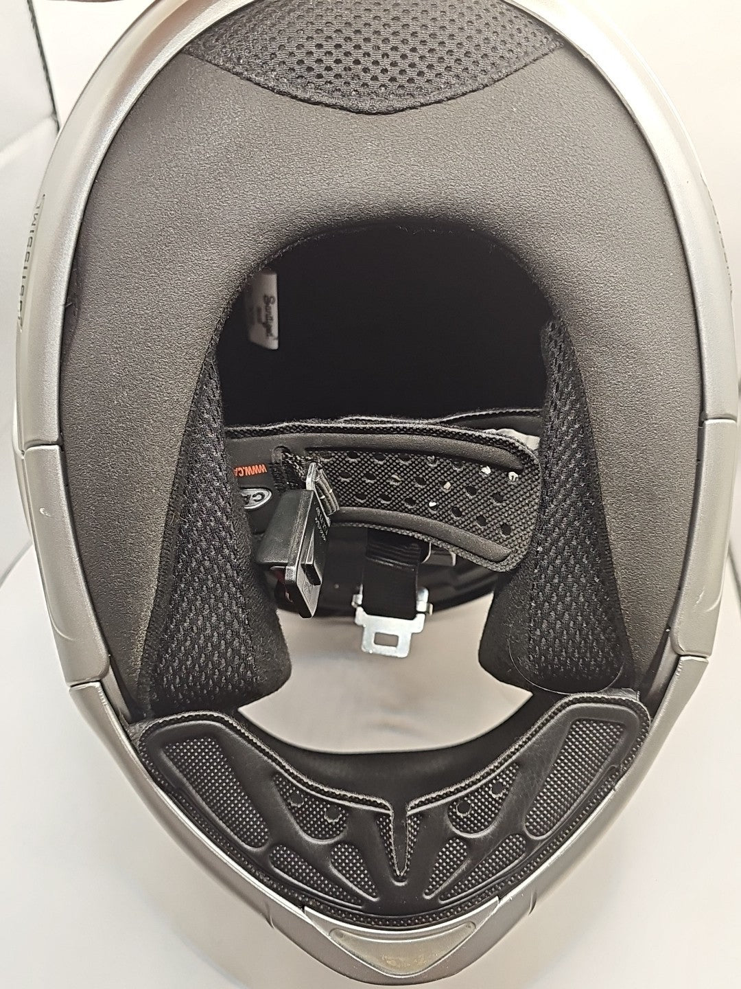 cap/hat front (Image 10) — Preowned