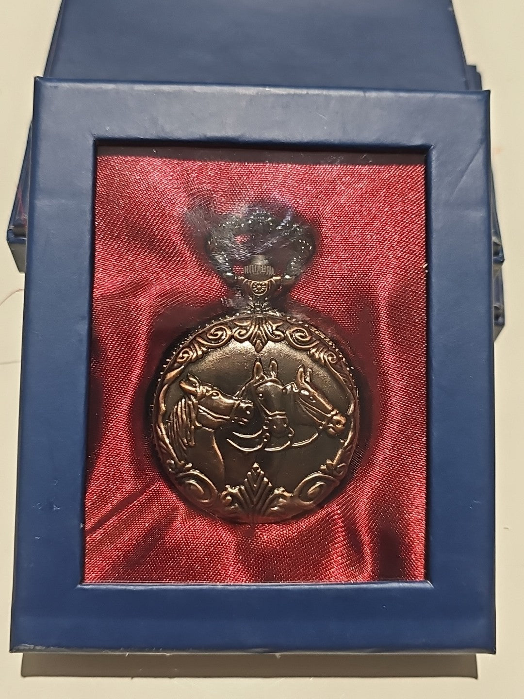 Hachette & Atlas Pocket Watch Part Of Large Collection Individual Sale. cap/hat front (Image 1) — Second-Hand