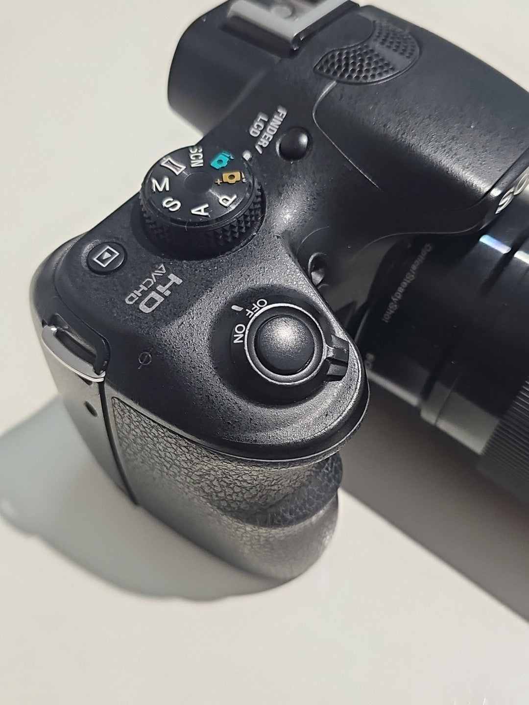 device front (Image 7) — Preowned