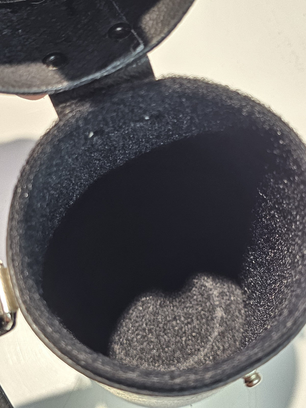 device front (Image 12) — Preowned