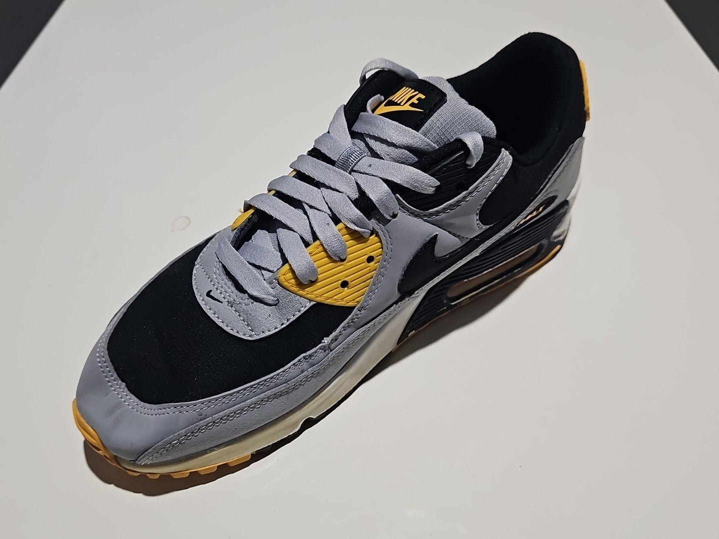 cap/hat front (Image 8) — Preowned