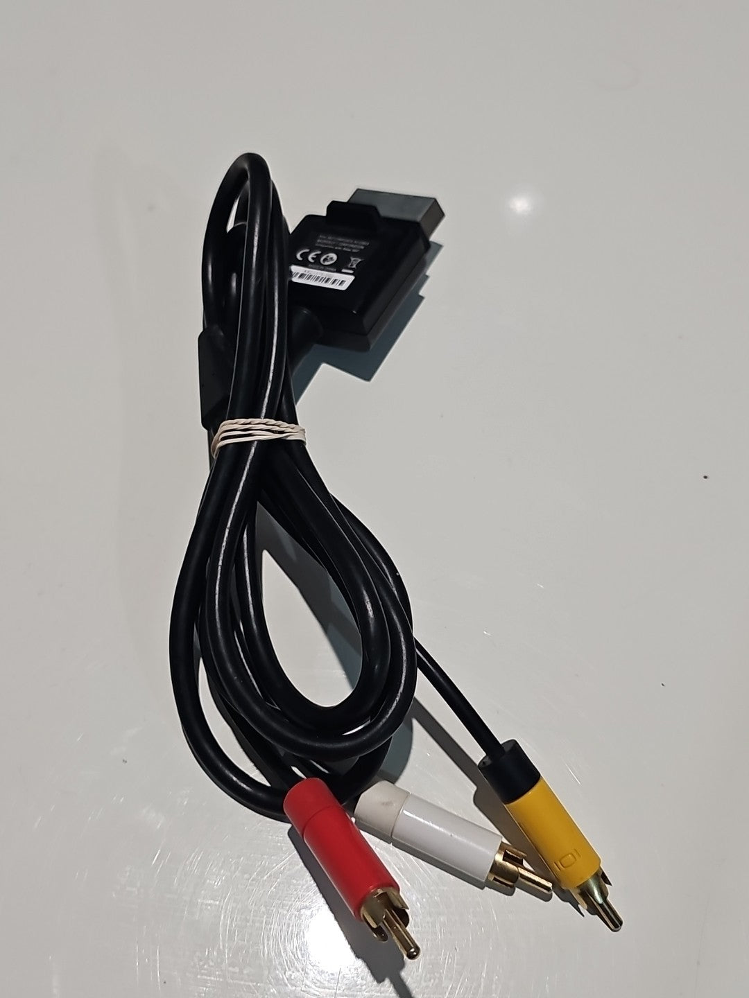 Genuine Microsoft Xbox 360 Composite AV Cable Cord X821376-002 XBOX 360 cover photo (Image 1) — Second-Hand