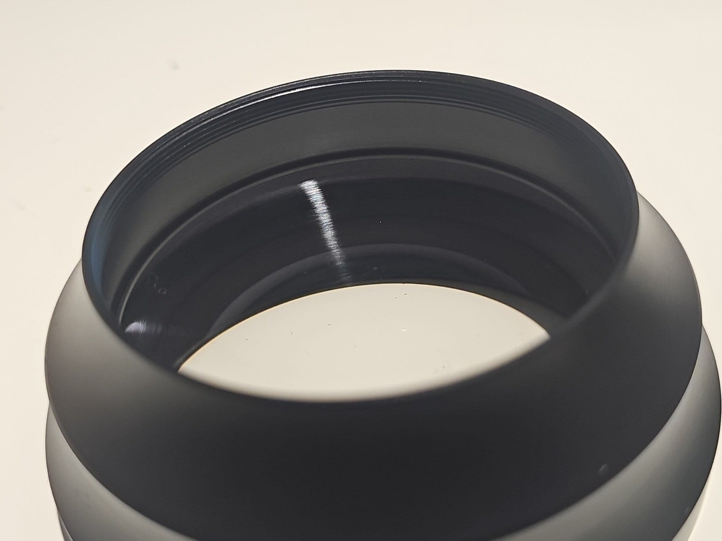 device front (Image 6) — Preowned