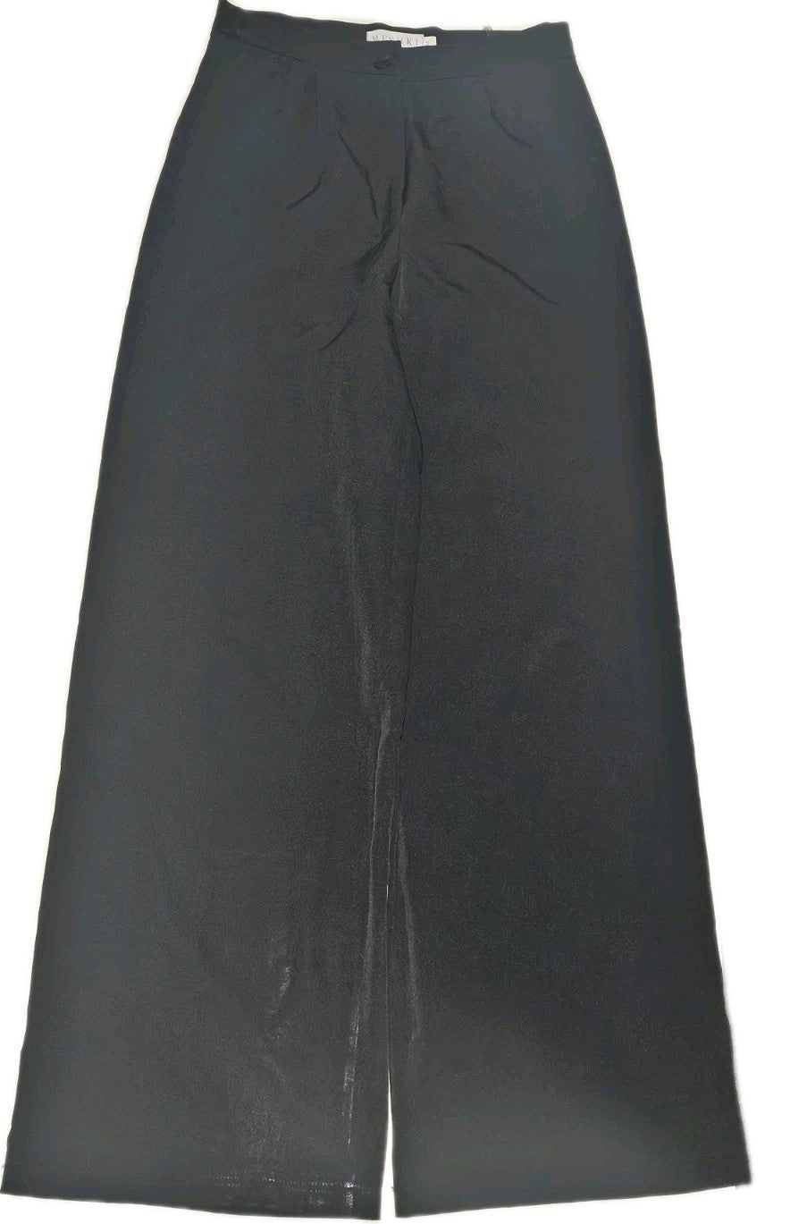 product photo (Image 2) — Preowned