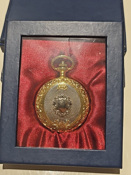 Hachette & Atlas Pocket Watch Part Of Large Collection Individual Sale. cap/hat front (Image 1) — Second-Hand