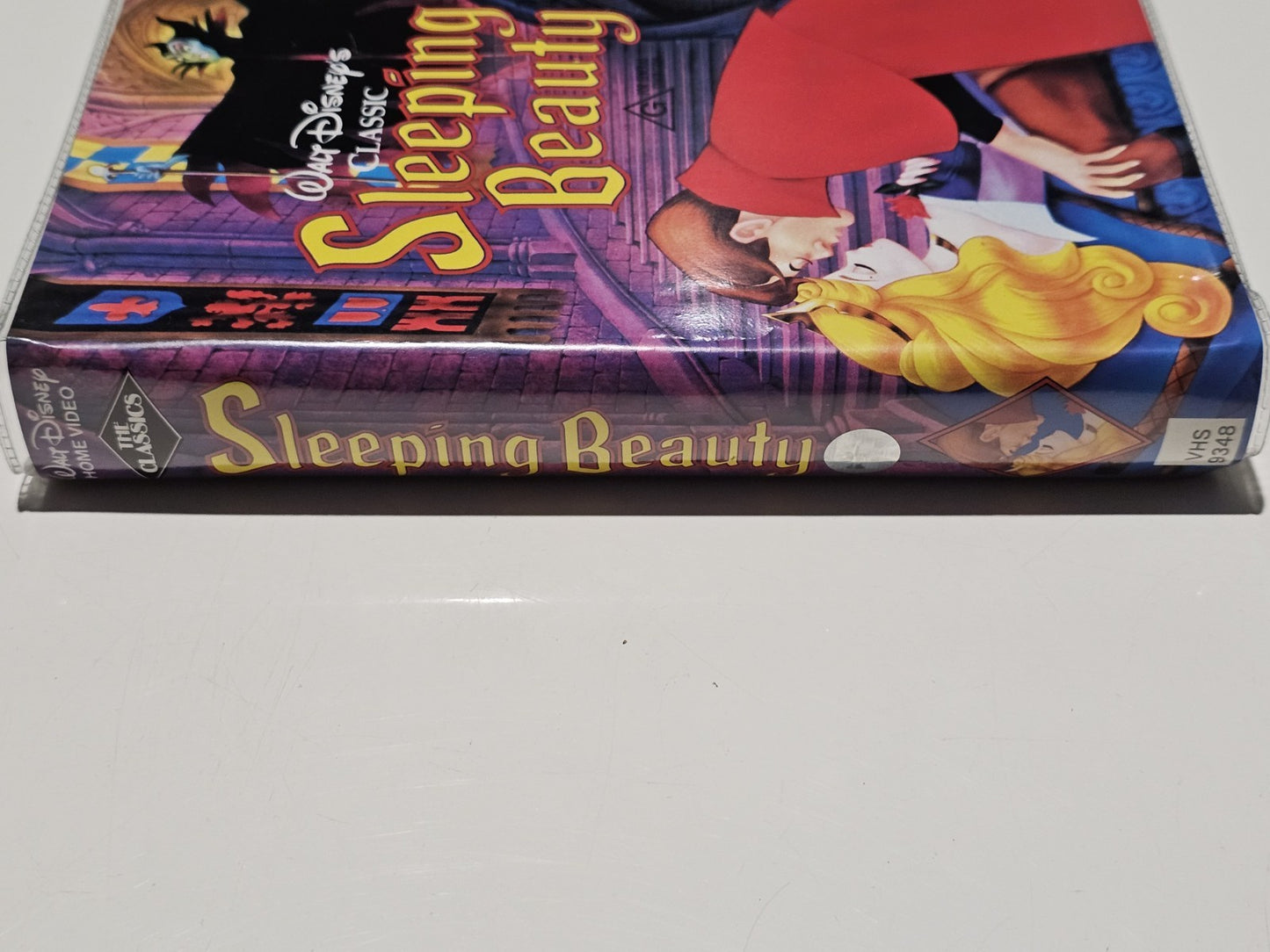 case (Image 3) — Preowned