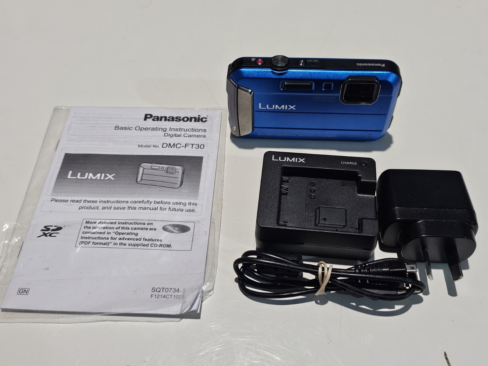 Panasonic Lumix DMC-FT30 Digital Camera 16.1MP Blue Water/Shock Proof *TESTED ✅* device front (Image 1) — Second-Hand