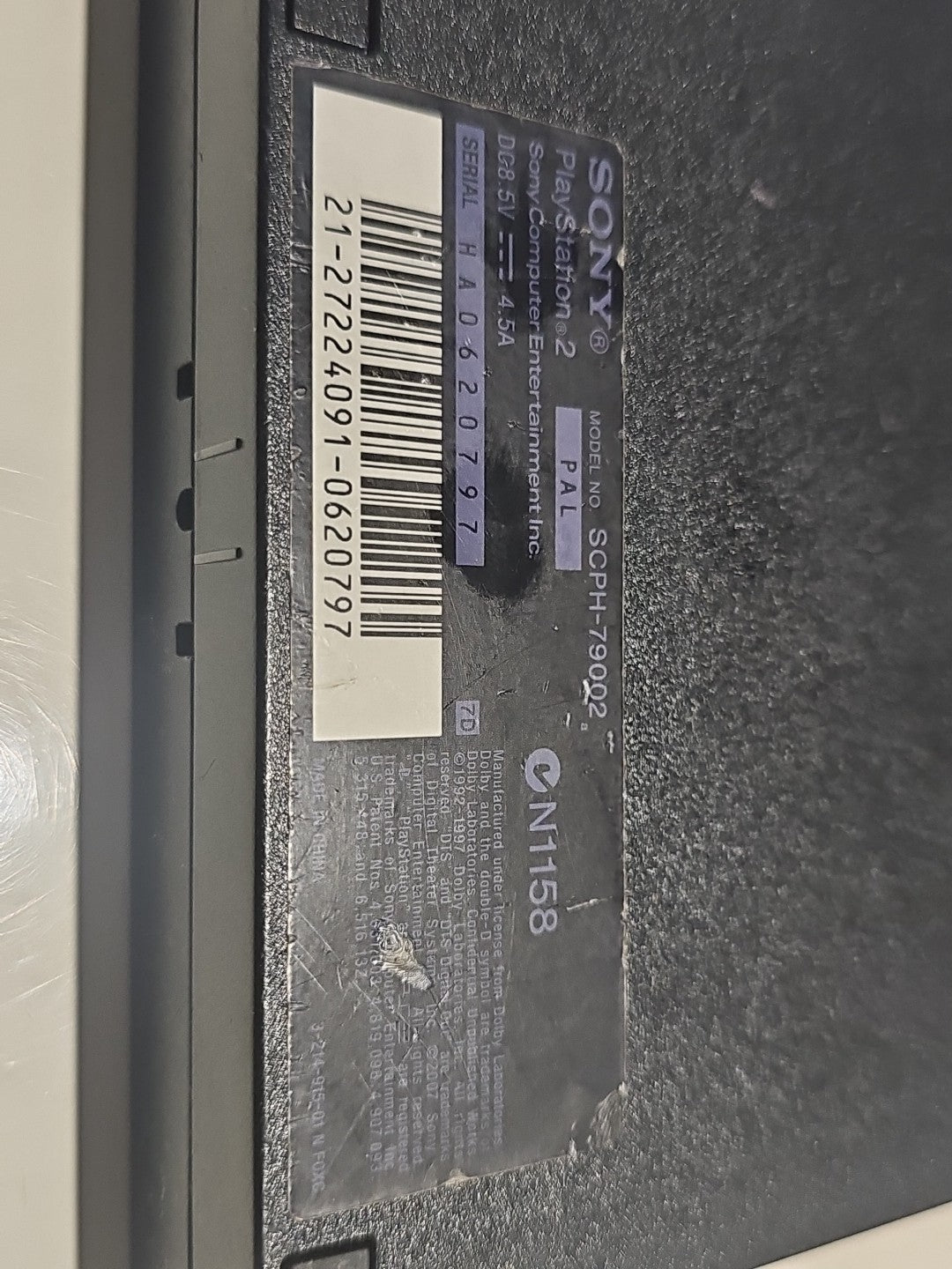 cap/hat front (Image 9) — Preowned