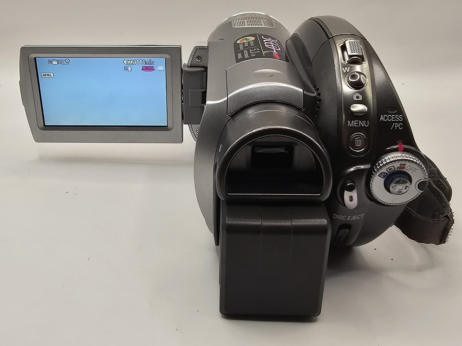 case (Image 4) — Preowned