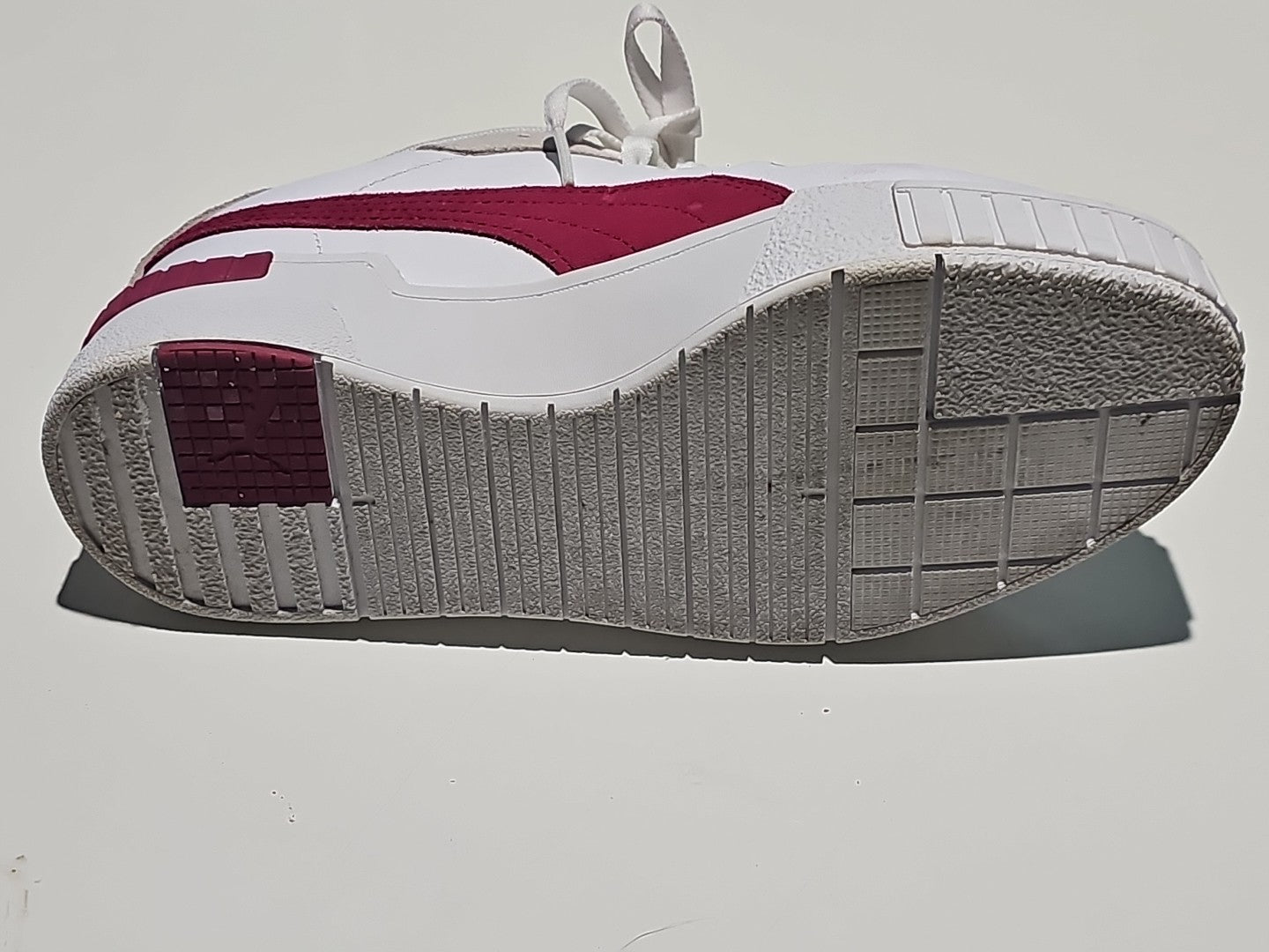 shoe profile (Image 6) — Preowned