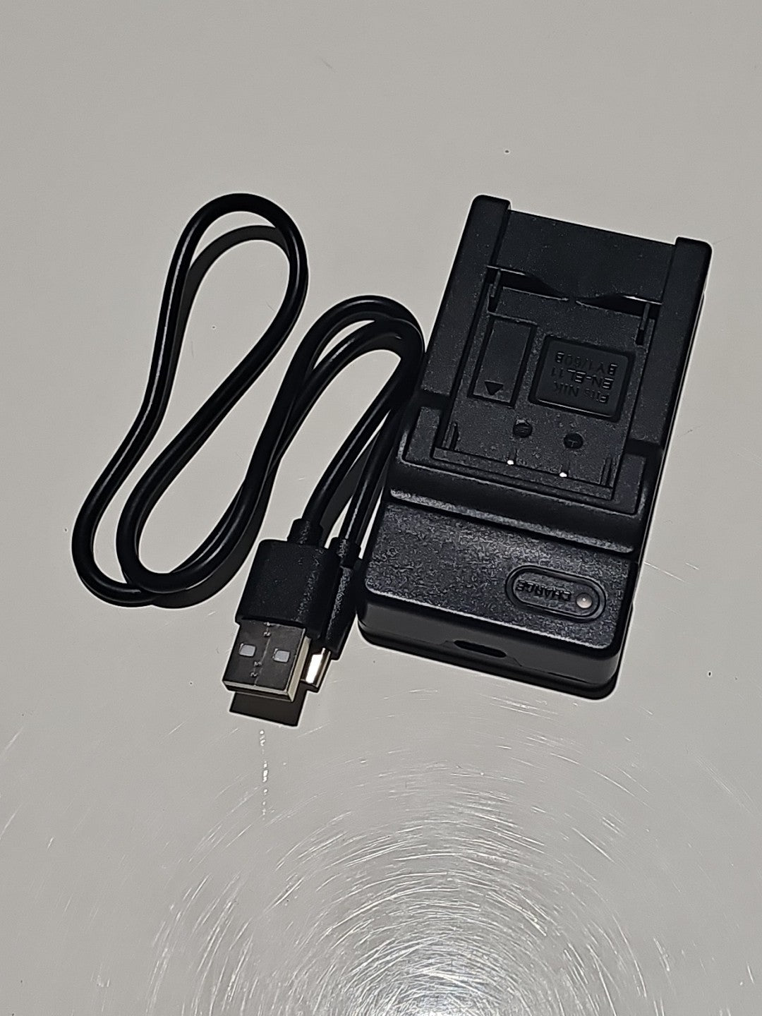 device front (Image 14) — Preowned