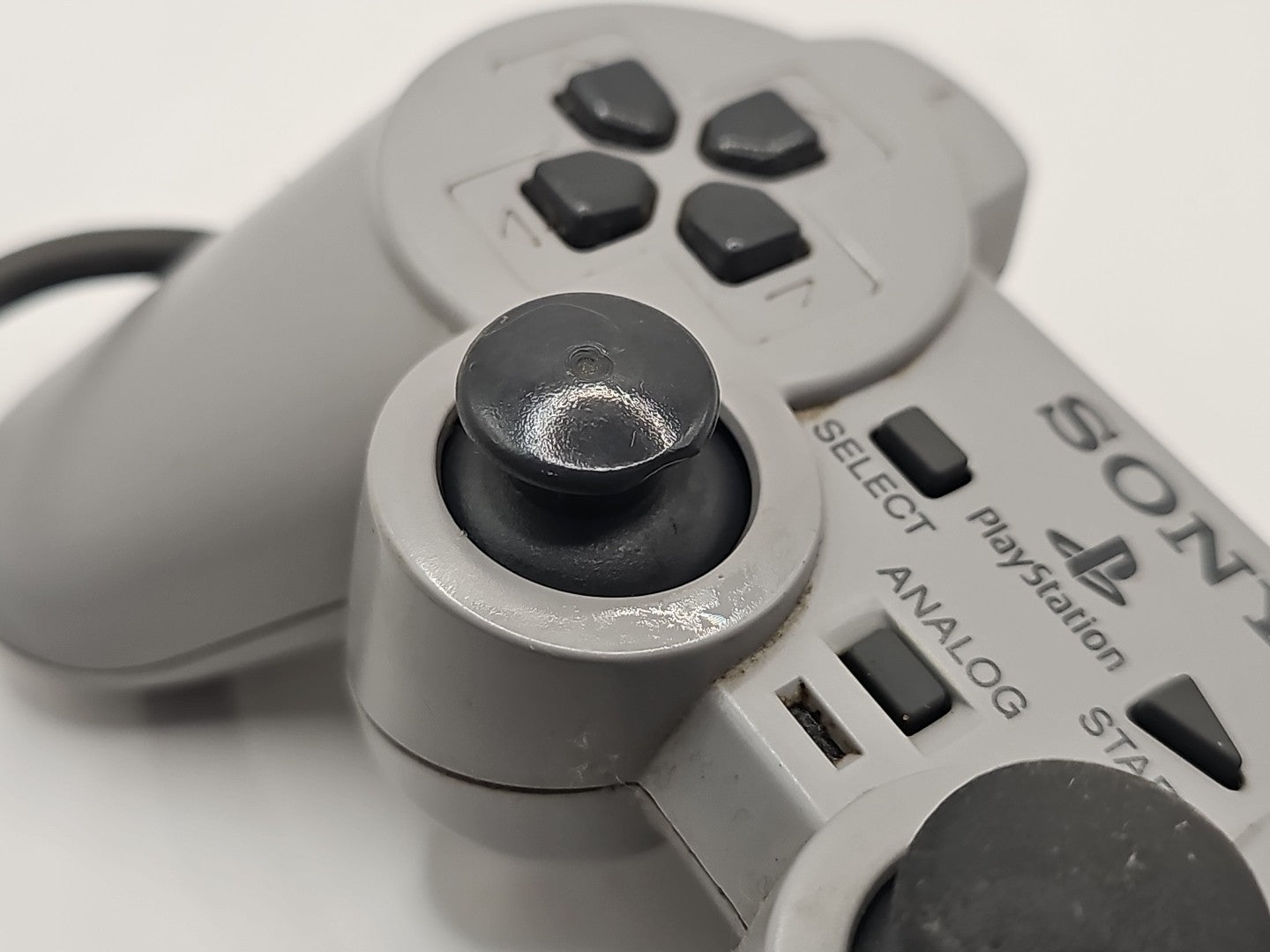 controller front (Image 4) — Preowned