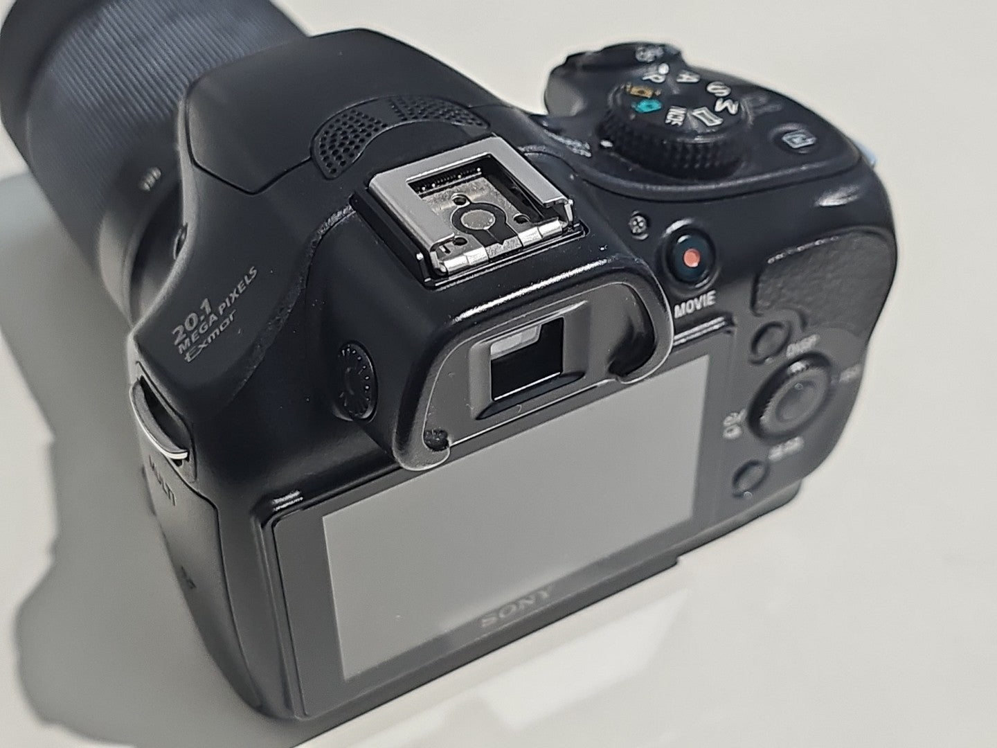 device front (Image 4) — Preowned