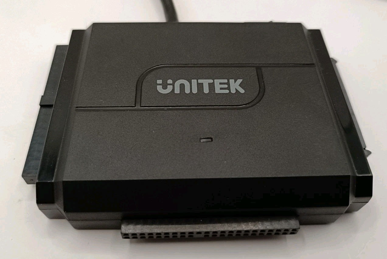 cap/hat front (Image 2) — Preowned