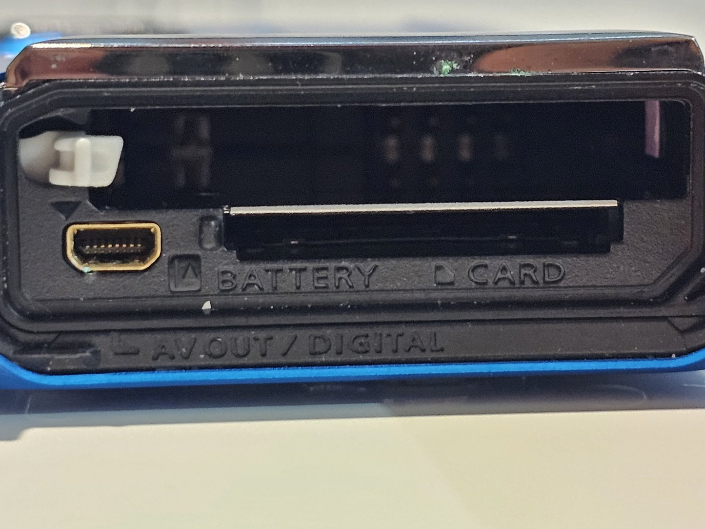 device front (Image 8) — Preowned