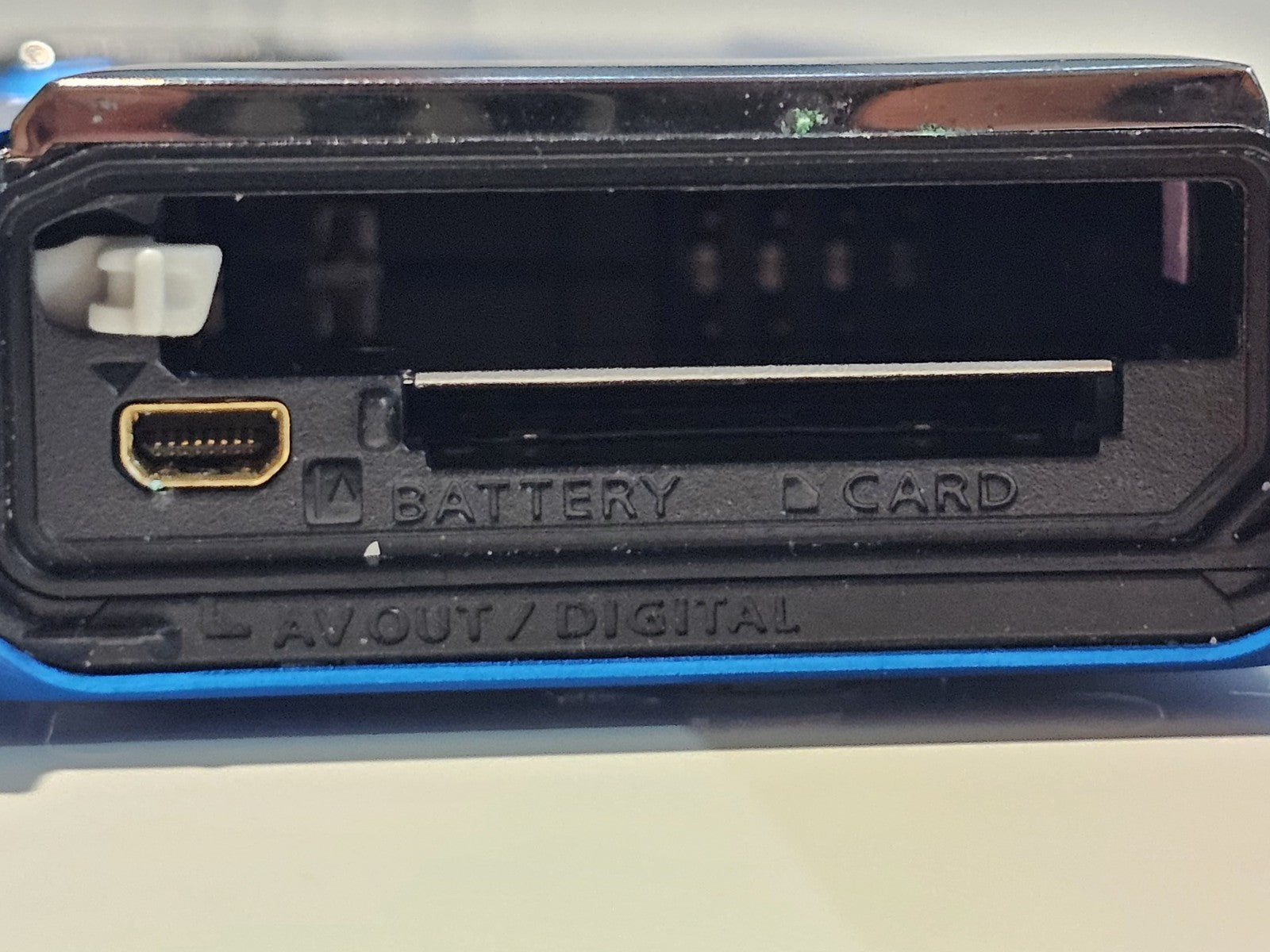 device front (Image 8) — Preowned