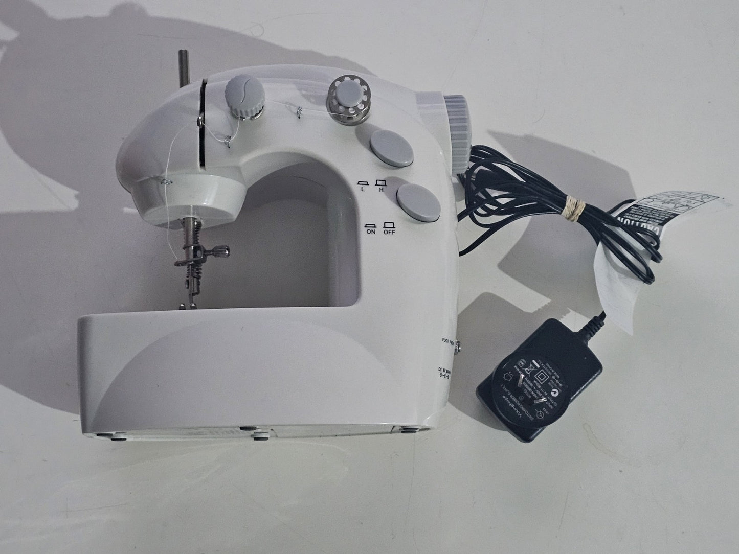 cap/hat front (Image 4) — Preowned