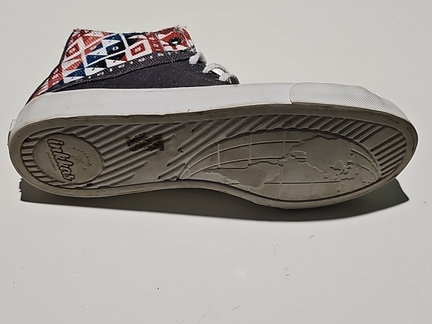 cap/hat front (Image 9) — Preowned