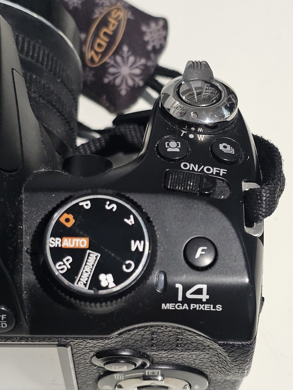 device front (Image 4) — Untested