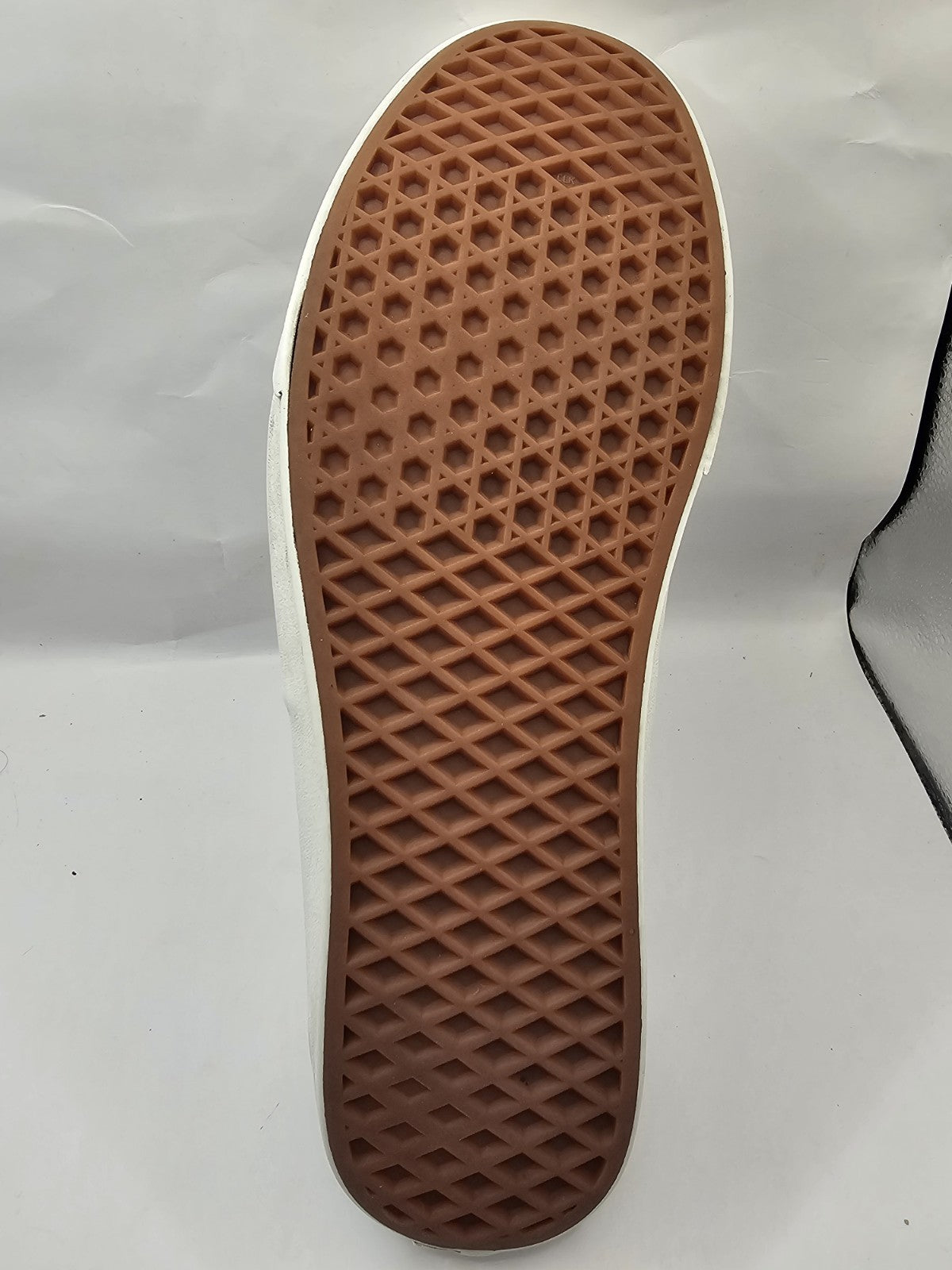 shoe profile (Image 9) — Preowned