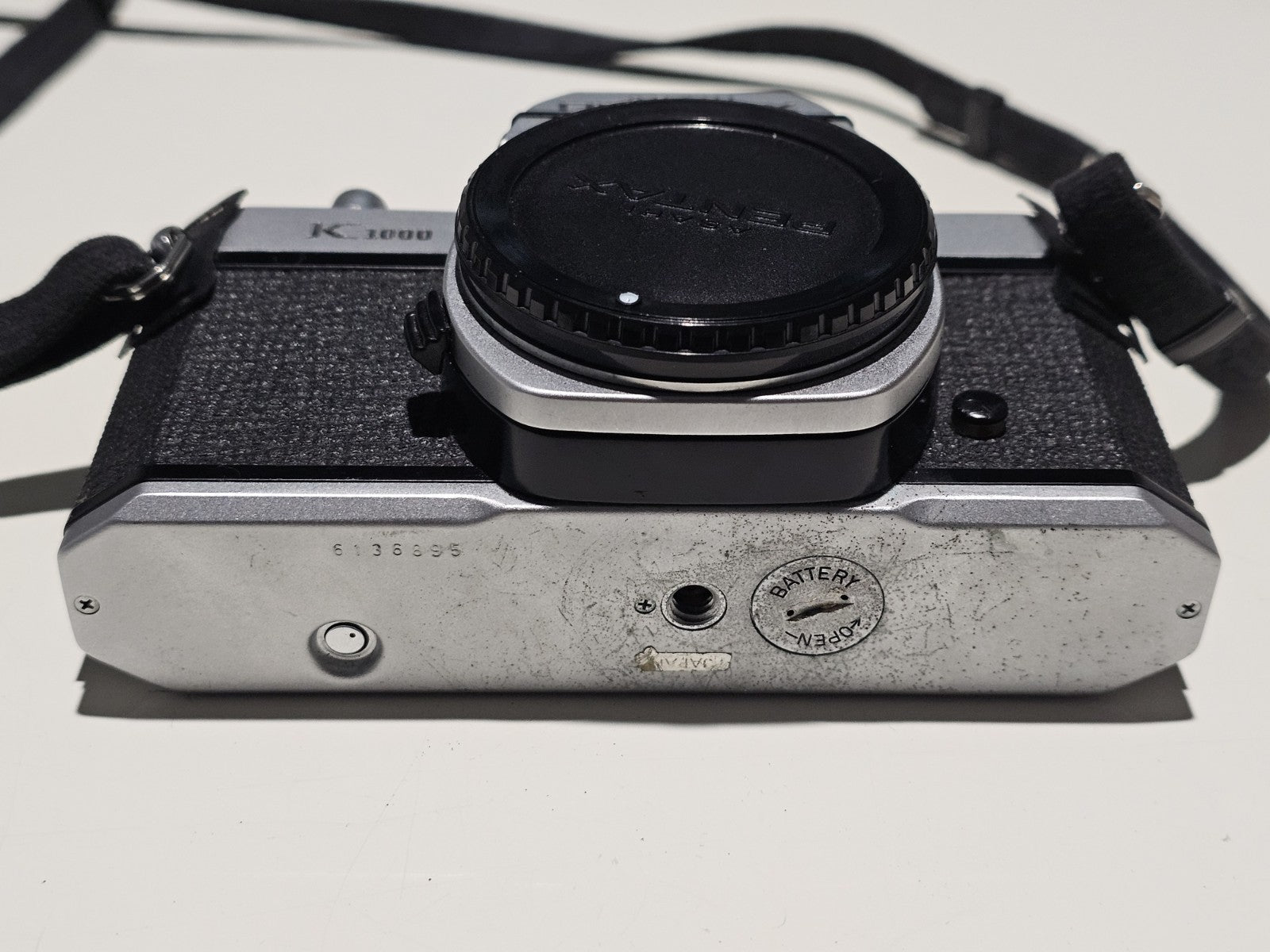 device front (Image 6) — Preowned