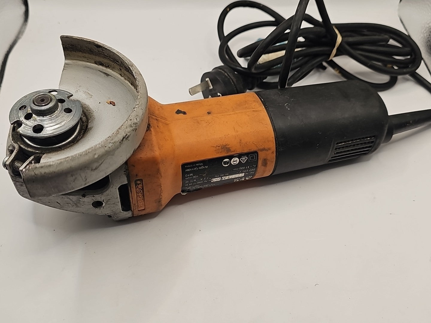 product photo (Image 2) — Preowned