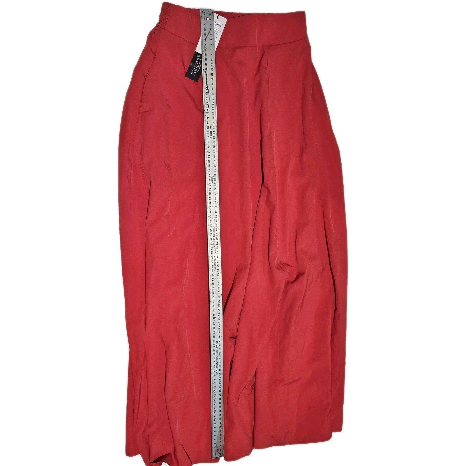 cap/hat front (Image 4) — Preowned