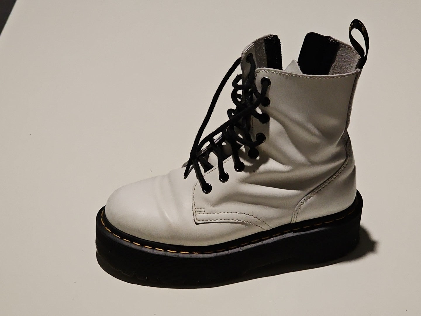 boot profile (Image 3) — Preowned