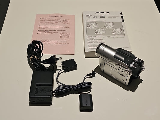 Hitachi Video Camera Mini Disk CAM DZ-BX35E Camcorder DVD Works (Read Desc) Dvd case (Image 1) — Second-Hand