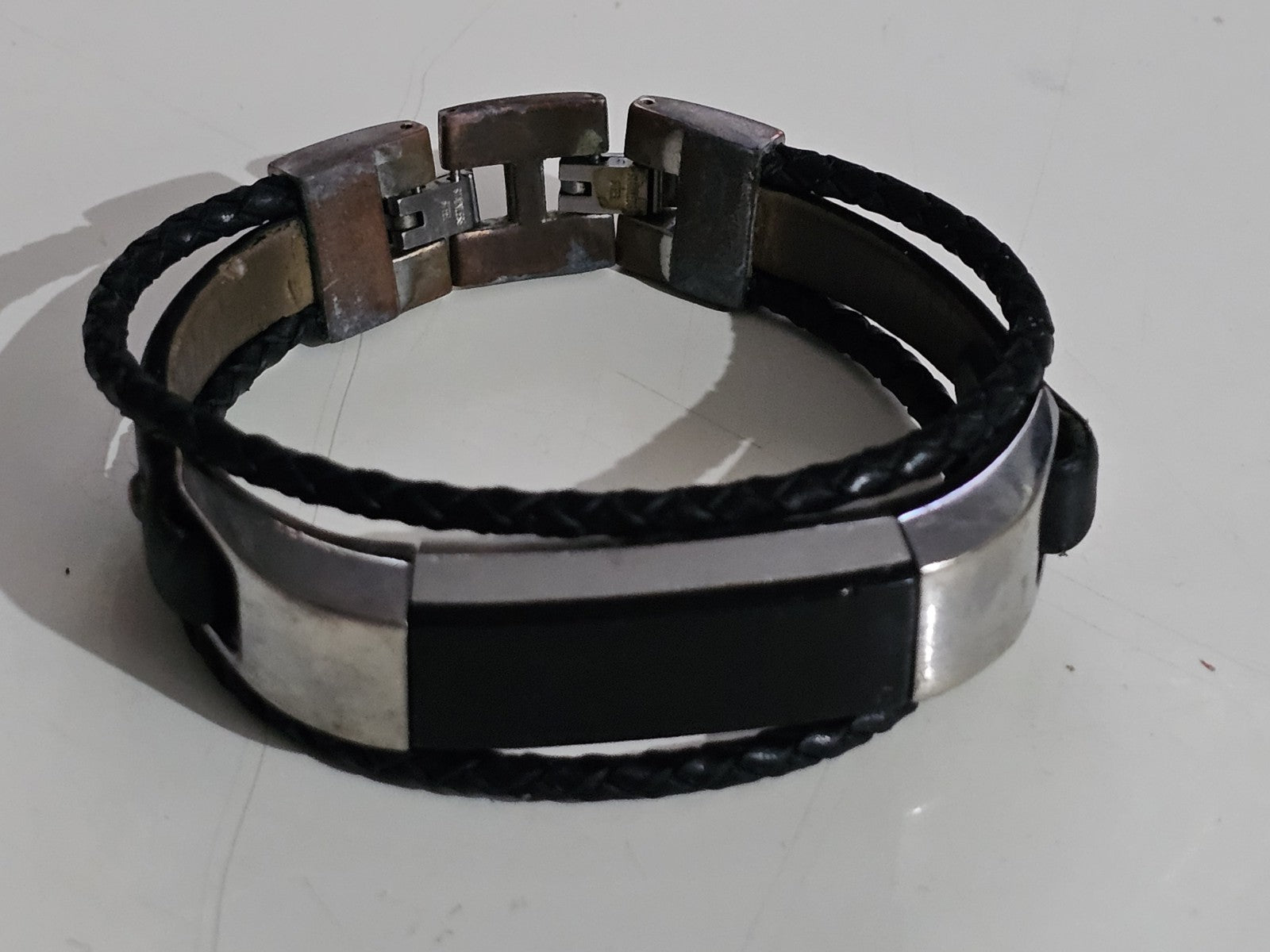 Fitbit Watch - Slim - Untested Parts Or Repair product photo (Image 1) — Broken (For Parts or Repair)