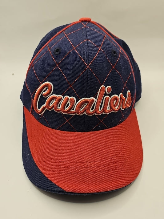 Cleveland Cavaliers Vintage Hat Size 7 1/8 Inch 57cm Official Product NBA Blue cap/hat front (Image 1) — Second-Hand