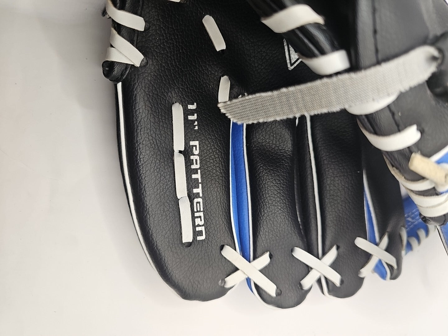 product photo (Image 5) — Preowned