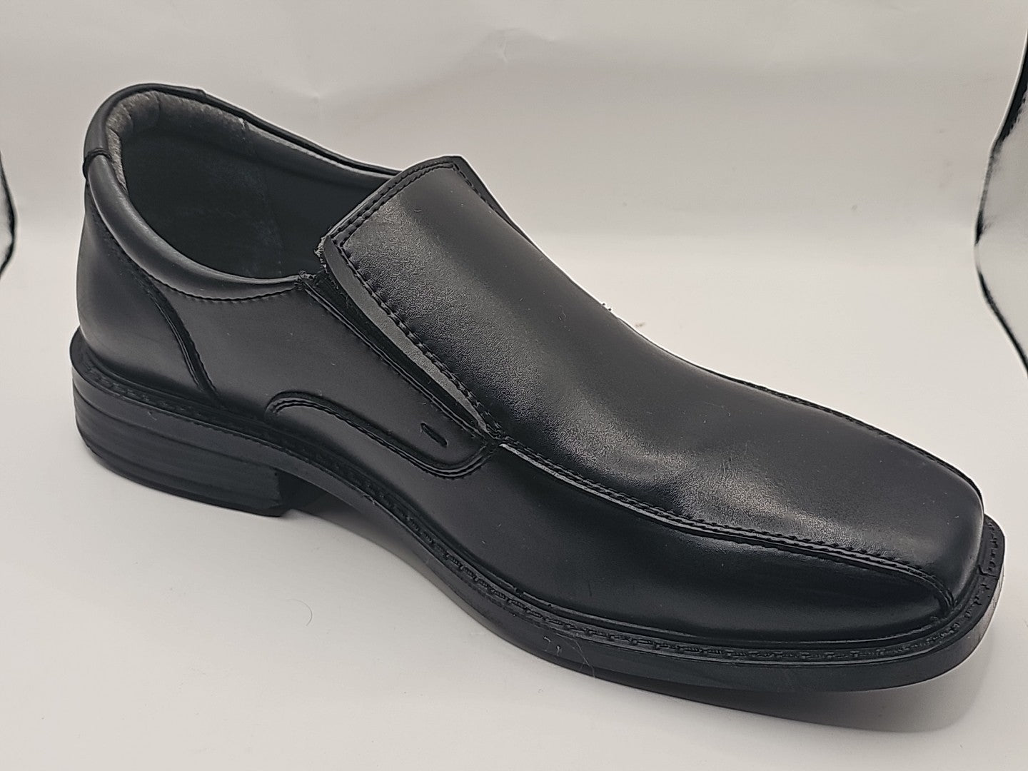 cap/hat front (Image 3) — Preowned