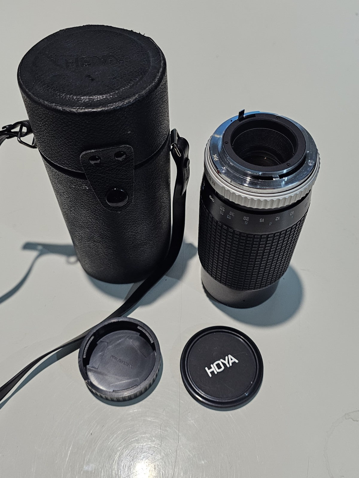 Hoya HMC Zoom Lens 80–200mm f/4 – Made in Japan + Case & Caps device front (Image 1) — Second-Hand