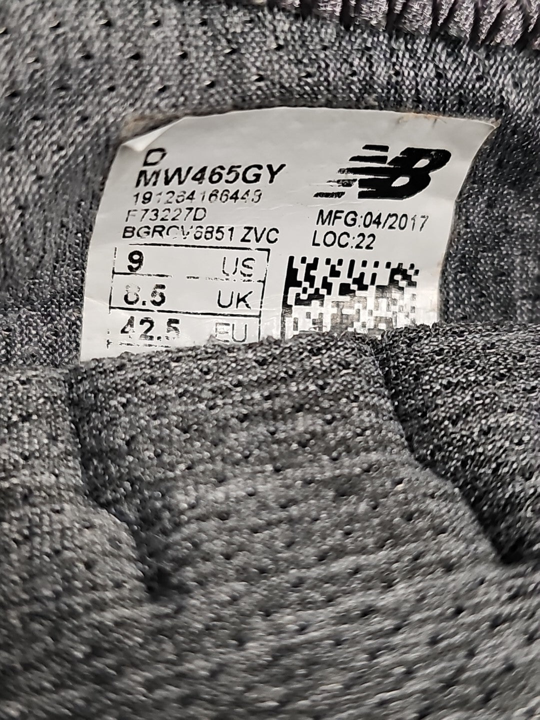 shoe profile (Image 5) — Preowned