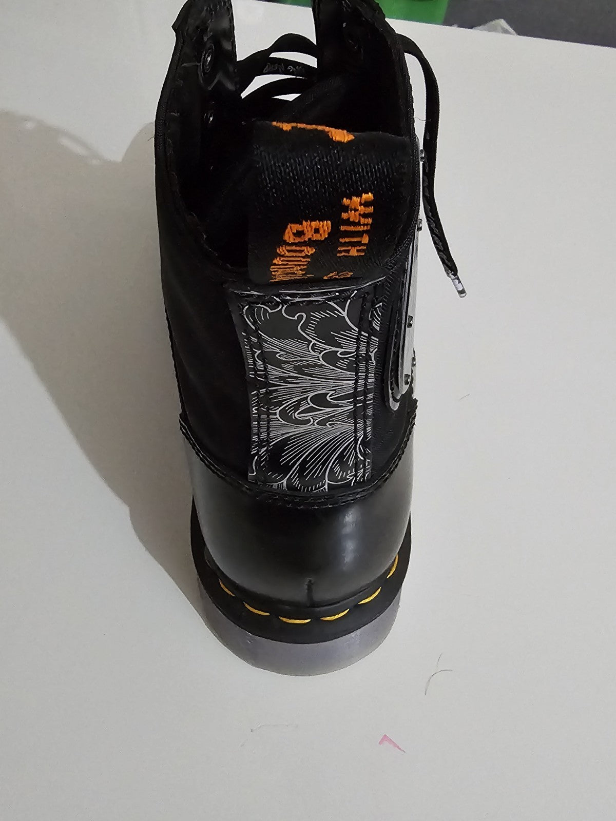 boot profile (Image 9) — Preowned